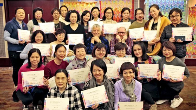 Kaffe Fassett亚洲高级研习班上海站完美谢幕，郑州站接力明日开讲！